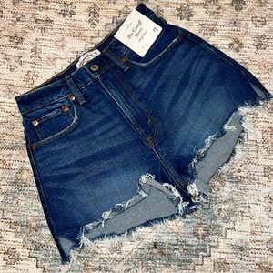 Abercrombie & Fitch Curvy Love cut off shorts